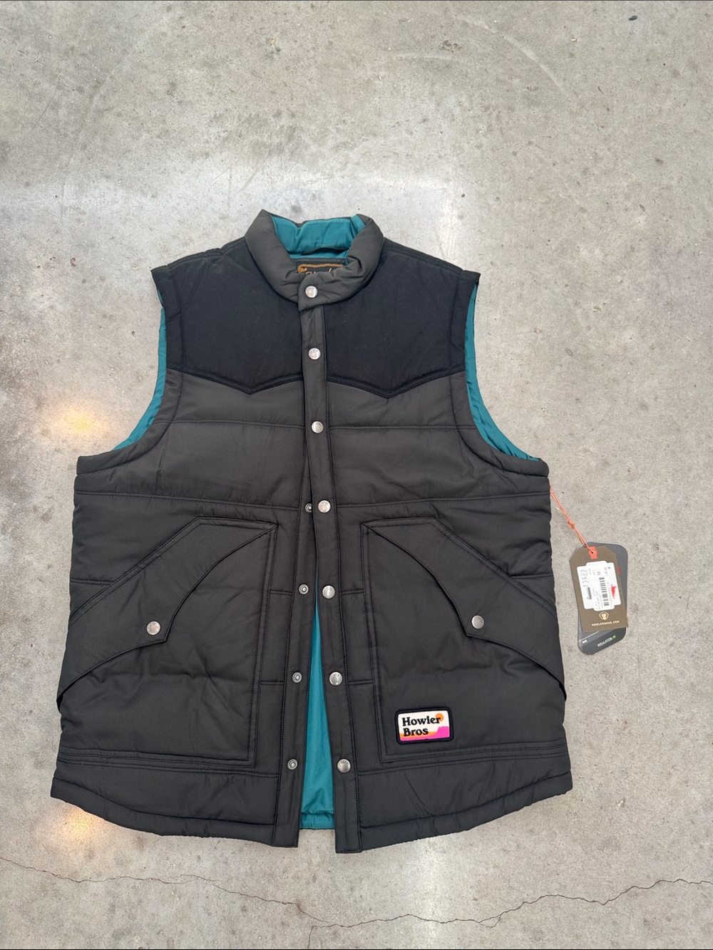Howler Brothers Rounder Vest — Howket (Black/Teal), Size M, NWT, Primaloft